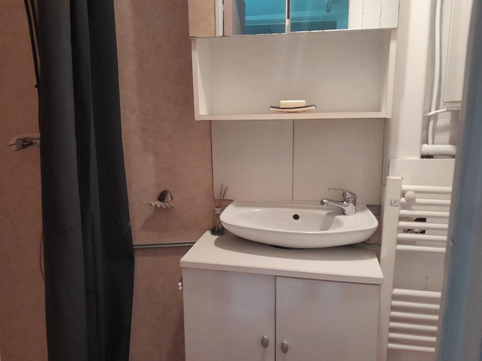 Appartement Privatif Tout Equipe En Bord De Riviere Figeac Dış mekan fotoğraf